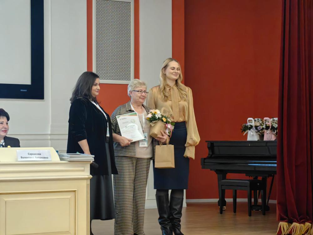 Фармацевт Белинской больницы стала призером Всероссийского конкурса.